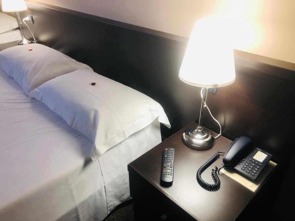 Motel Malpensa Inn & Hotel-Airport Case Nuove  Esterno foto