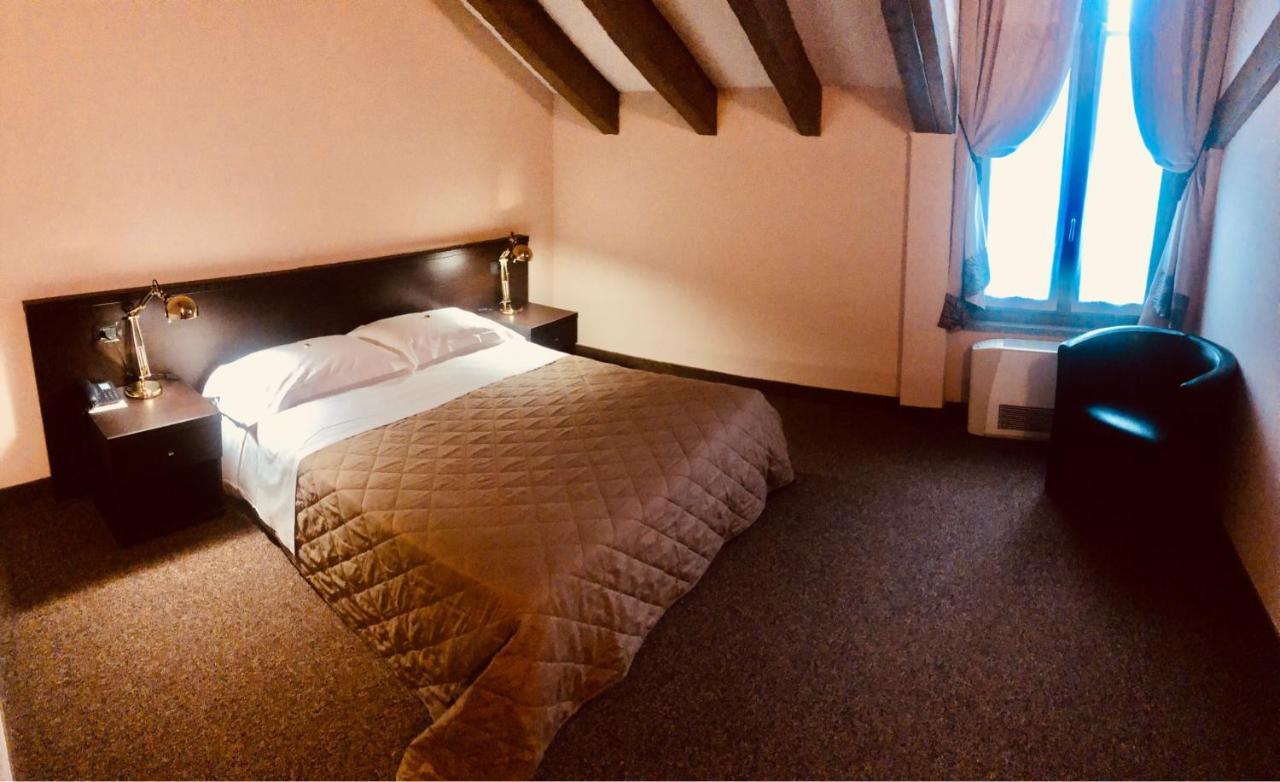 Motel Malpensa Inn & Hotel-Airport Case Nuove  Esterno foto
