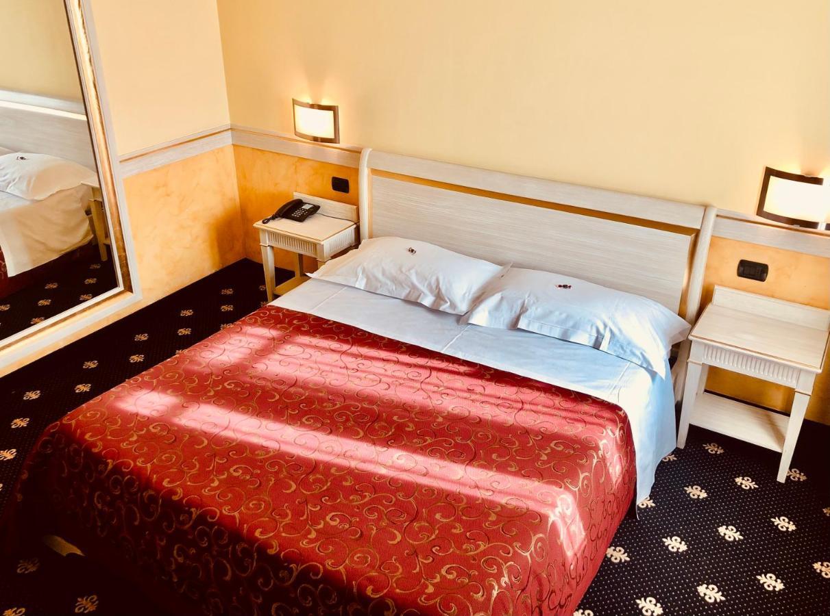 Motel Malpensa Inn & Hotel-Airport Case Nuove  Esterno foto