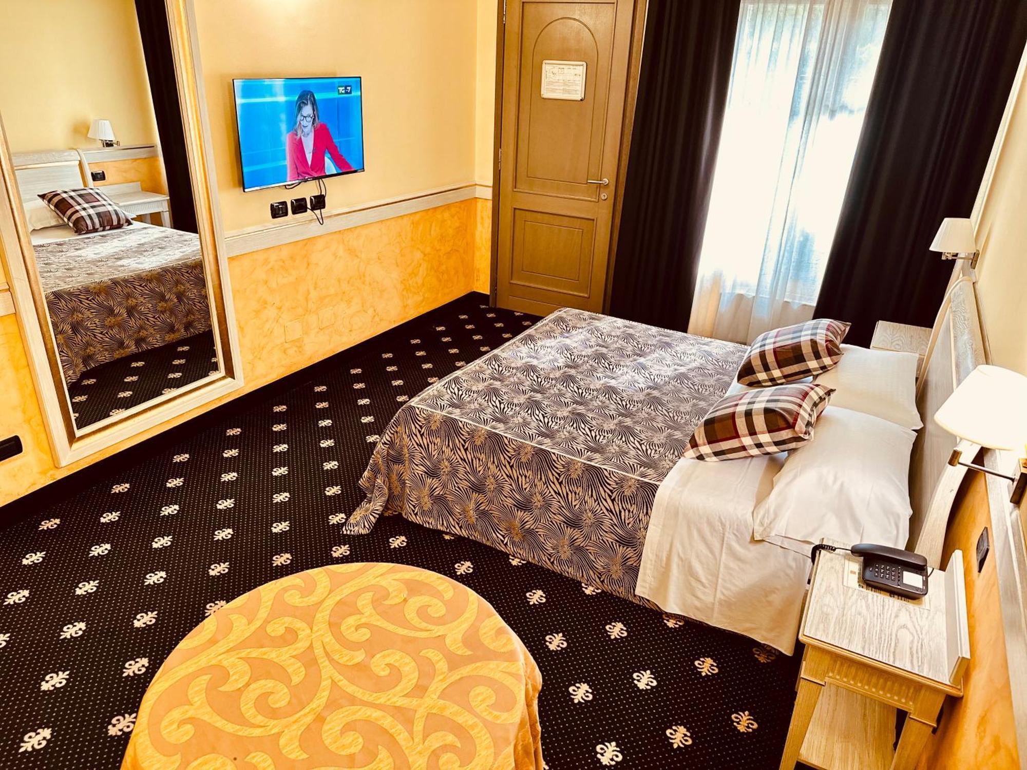 Motel Malpensa Inn & Hotel-Airport Case Nuove  Esterno foto